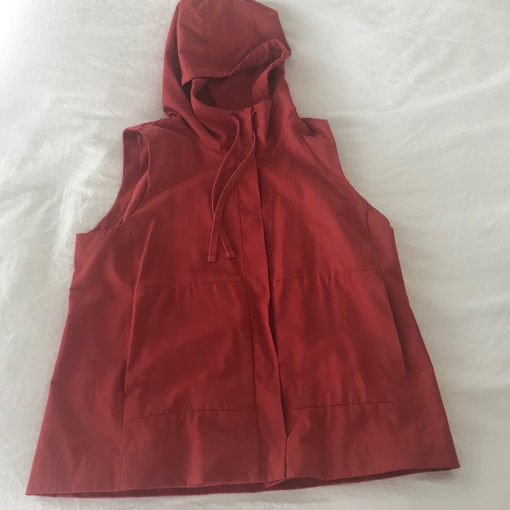 Hooded vest